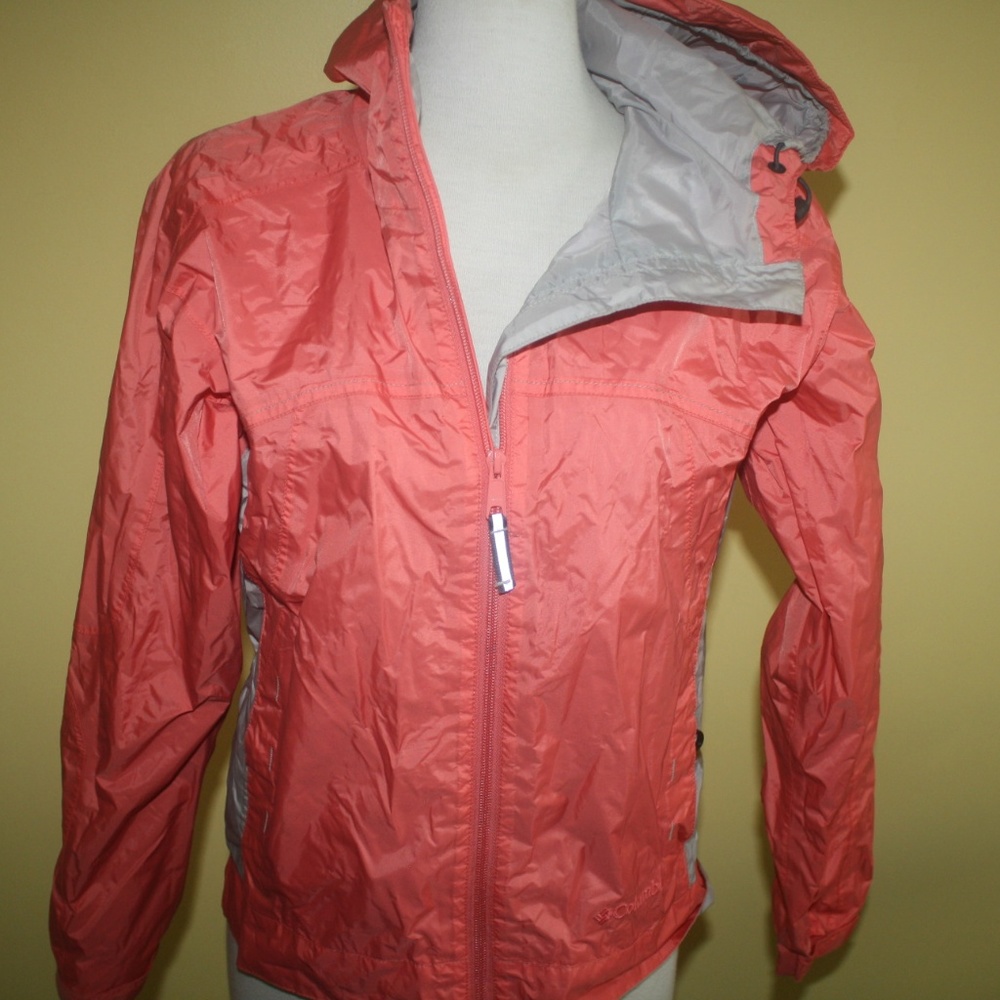 Columbia WindBreaker Shell